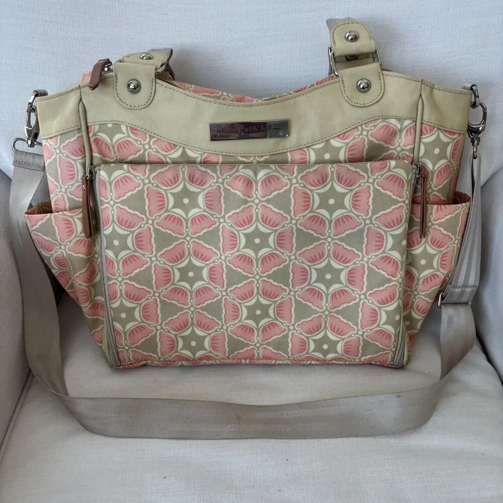 Petunia Pickle Bottom City Carryall Blooming Brixham Diaper Bag Pink Beige Chic